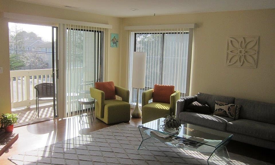 1st image of 473 Pine Ave