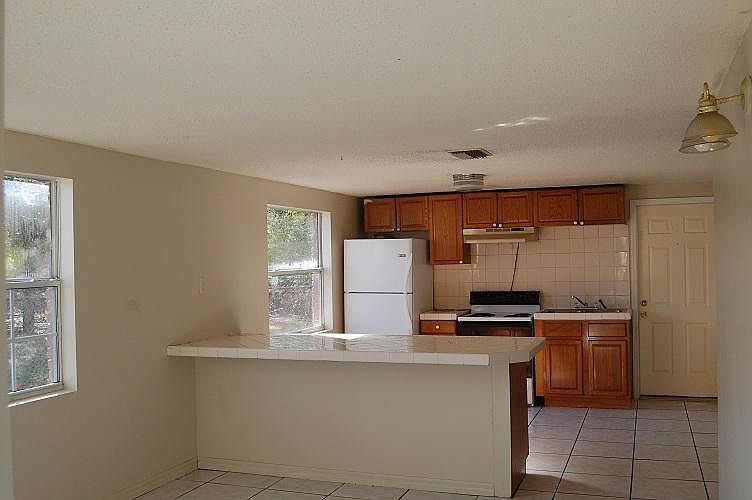 2nd image of 2519 Blair Cir S