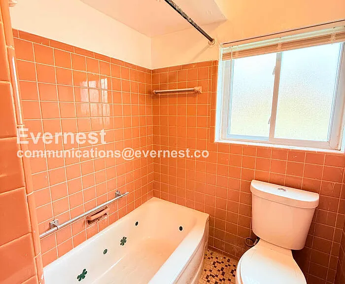 15601 Schoolcraft St #2 — Photo 11