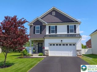 330 Bendelow Ln, Northampton, PA 18067