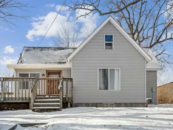 419 N High Ave, Oxford, IA 52322