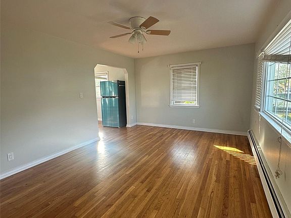 3rd image of 1099 Park Ln N #1