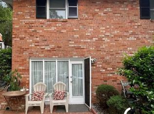 801 S Randolph St #1, Arlington, VA 22204