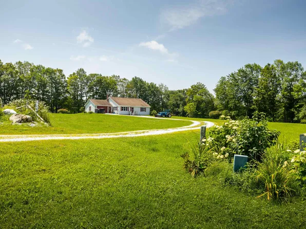 929 Packer Road, Mount Holly, VT 05758
