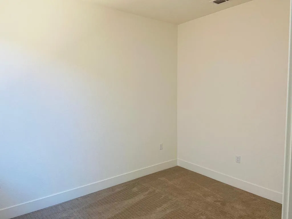 1 bed, 500 sqft, $1,399 — Photo 2
