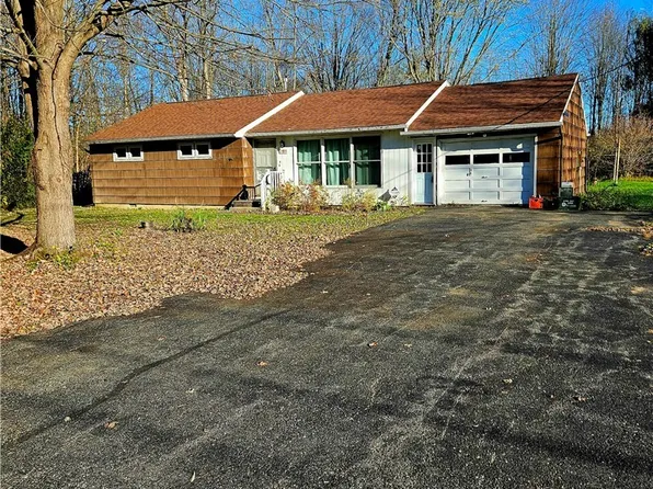 8922 Tyler Rd, Bridgeport, NY 13030