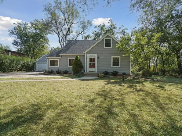 18225 West Beloit ROAD, New Berlin, WI 53146