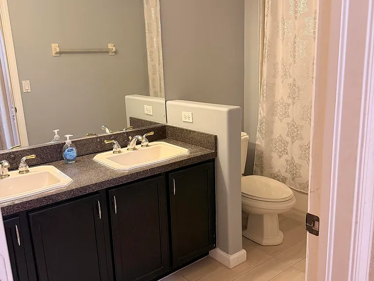 108 Kensington Way — Photo 29