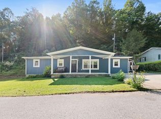 99 Woodland Est, Paintsville, KY 41240