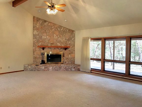 2nd image of 116 Tanglewood Dr