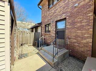 2219 Southwood Pl, Lincoln, NE 68512