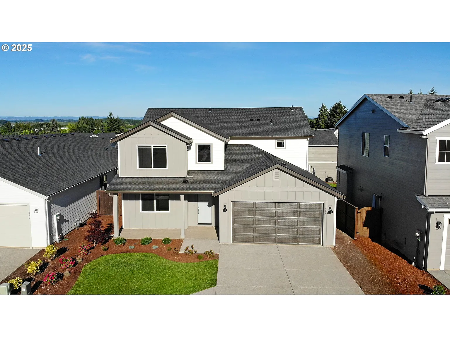 834 Misty Ln photo 1