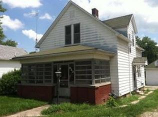 822 N 3rd St, Decatur, IN 46733