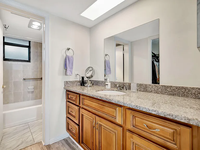 1542 Jupiter Cove Dr #104 — Photo 33
