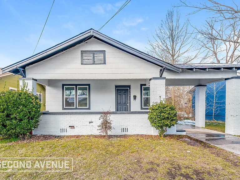 2304 Beulah Ave SW — Photo 2