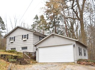 9747 Thwing Rd, Chardon, OH 44024