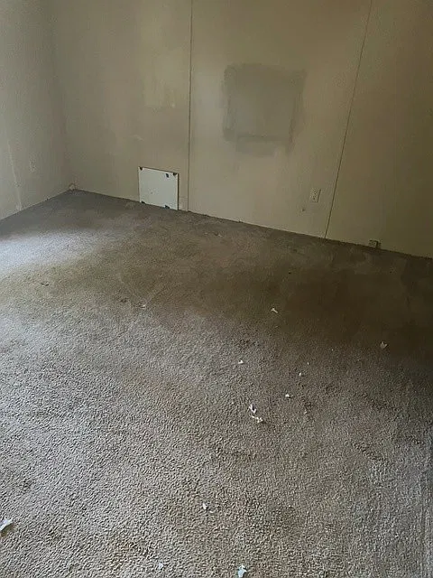 3 bed, 918 sqft, $1,020 — Photo 3