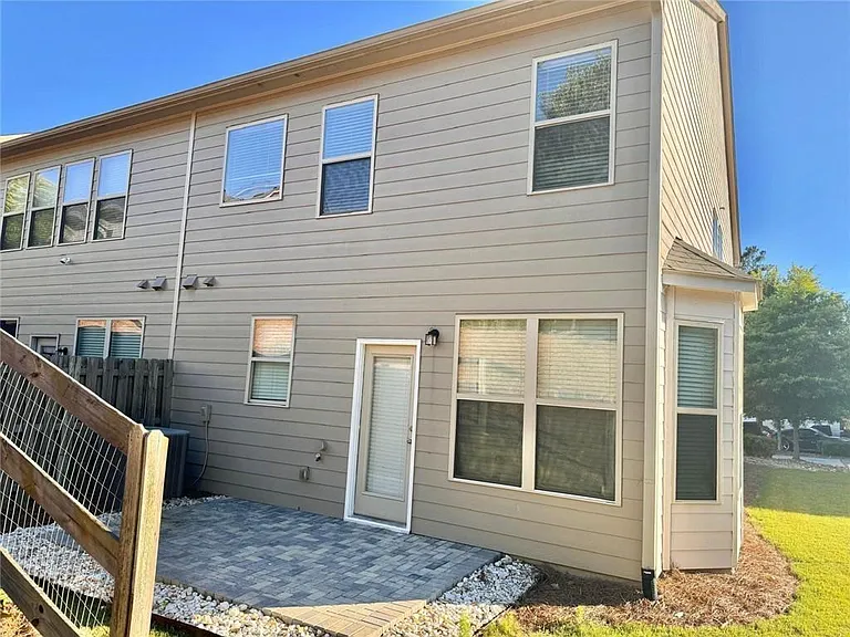 1958 Paxton Ridge Ln — Photo 23