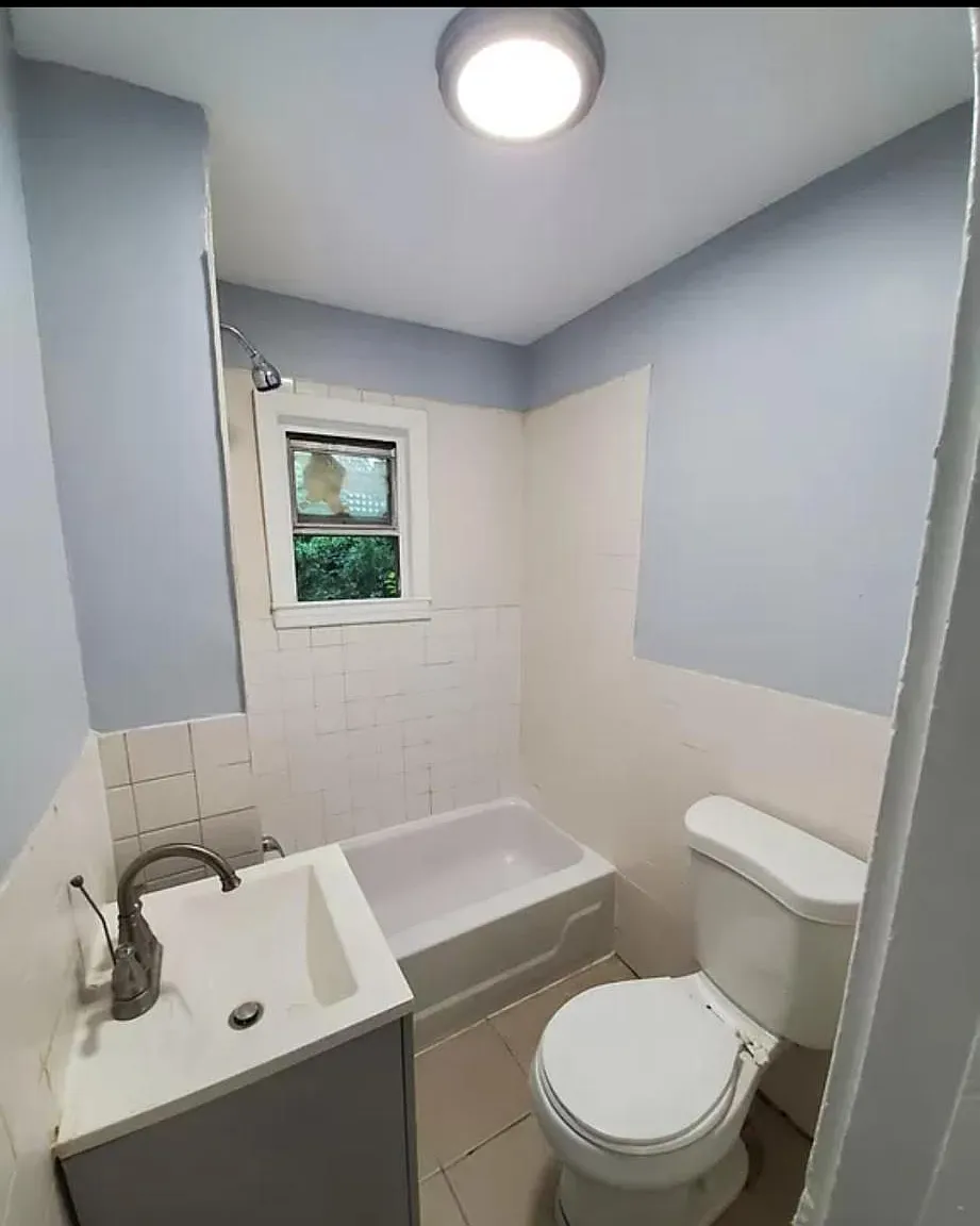 3 bed, 1250 sqft, $2,500 — Photo 3