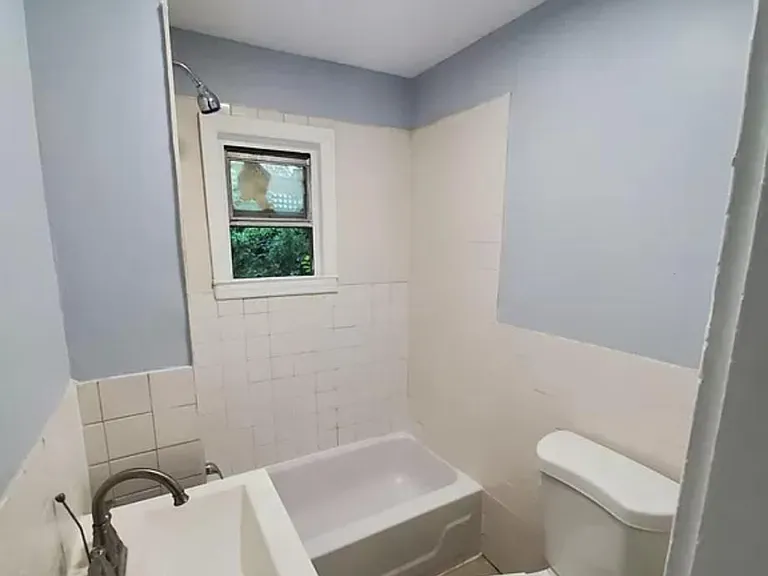 77 2nd St #2 — Photo 3