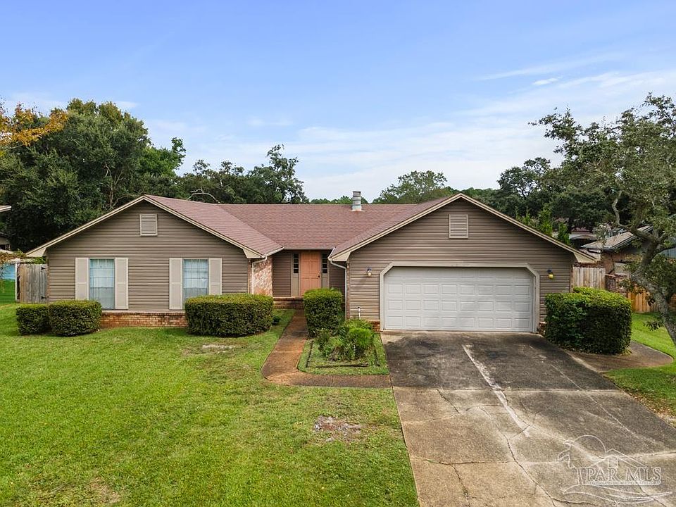 1st image of 2804 Venetian Ct