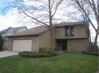 3902 Huntington Ln NW, Rochester, MN 55901
