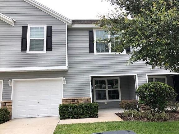 2nd image of 215 Woodknoll Pl