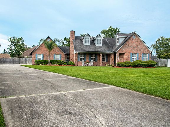 4th image of 9858 Wesbourne Ct