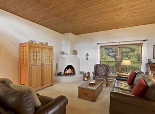 2804 Plaza Rojo, Santa Fe, NM 87507