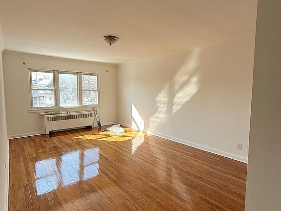 2nd image of 4565 Parsons Blvd Floor 2