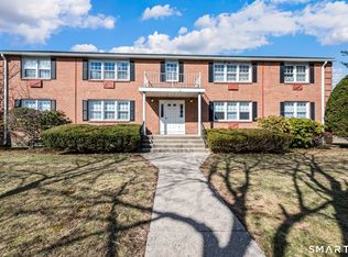 1250 Farmington Avenue APT C, Farmington, CT 06032
