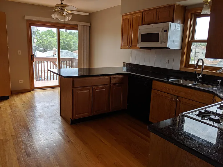 5473 N Parkside Ave #2 — Photo 4