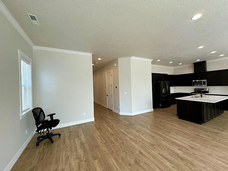 29054 NW Keenon St — Photo 11