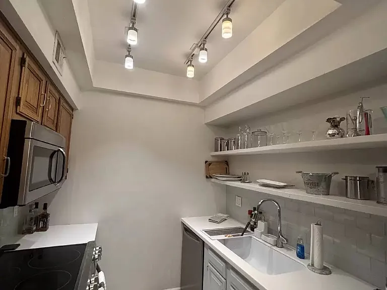 5750 N Camino Esplendora #222 — Photo 19
