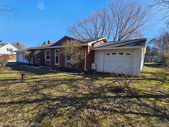 5th image of 11043 Hamburg Rd