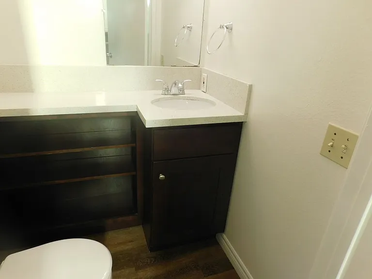 KIN4821 — Photo 11