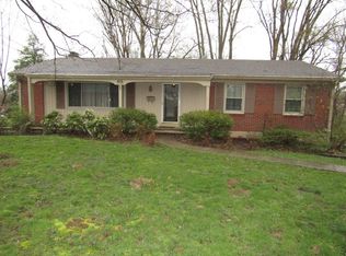 415 Reed Dr, Frankfort, KY 40601