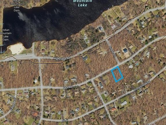 3rd image of 436 Mountain Rd #404