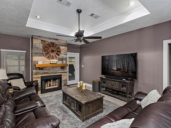 5th image of 7687 Patricia Ln