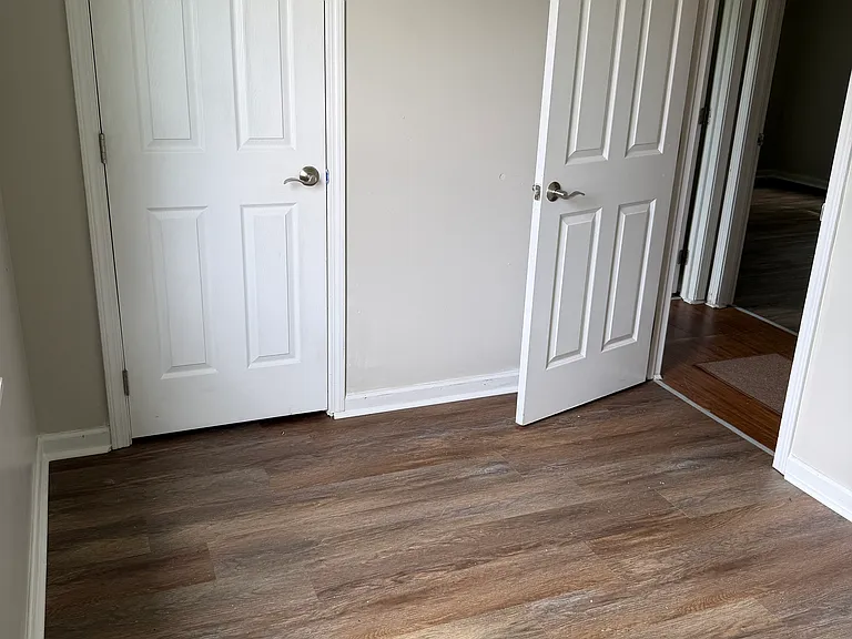 63 Myers Ave — Photo 8