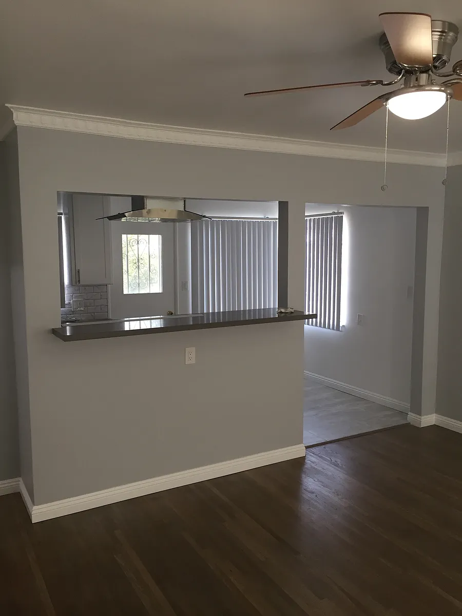 Building Photo - 1845 S Cloverdale Ave #1