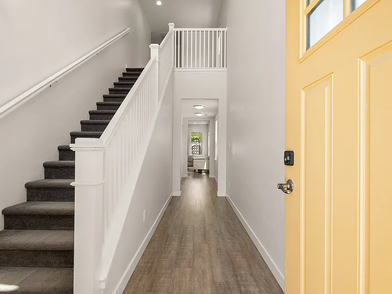 672 Copper Canyon Dr #A — Photo 2