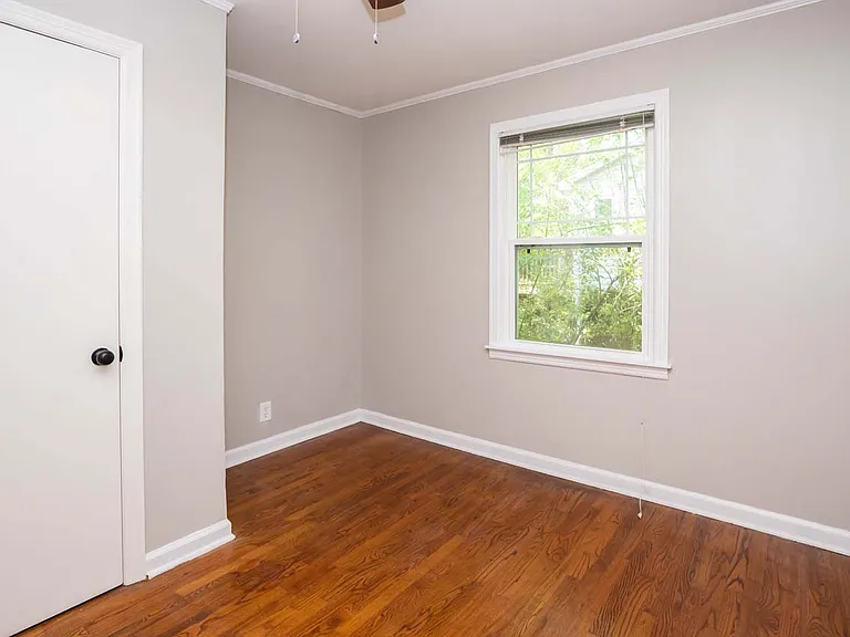 2500 Durwood Rd — Photo 10