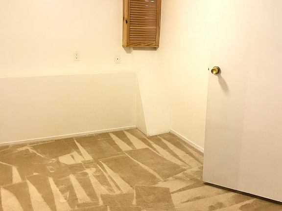 4th image of 2024 Moraga St Lowr #