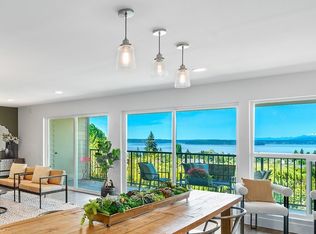 5025 California Ave SW APT 204, Seattle, WA 98136