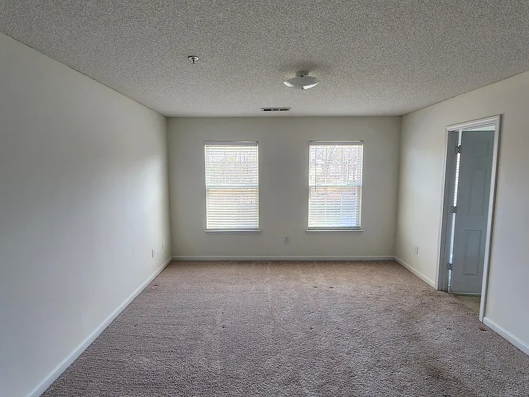 1411 Bay Overlook Dr — Photo 17
