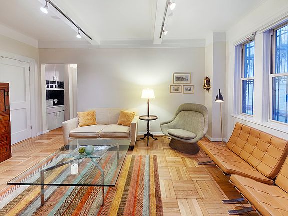 2nd image of 588 W End Ave APT 1D