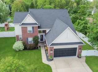 19243 Cecelia St, Rockwood, MI 48173