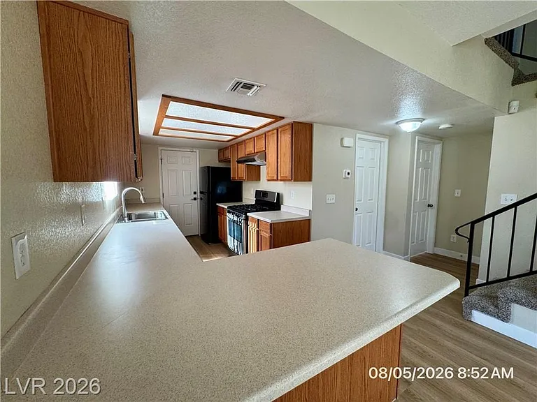 7749 Success Ct — Photo 17