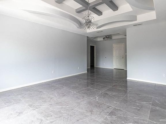 3rd image of 2305 Cedro Dr